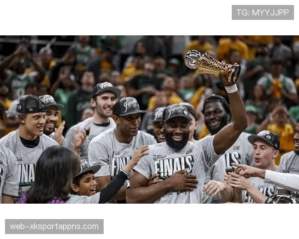 杰伦·布朗突破次数提升拉开空间，提高球队关键时刻得分效率